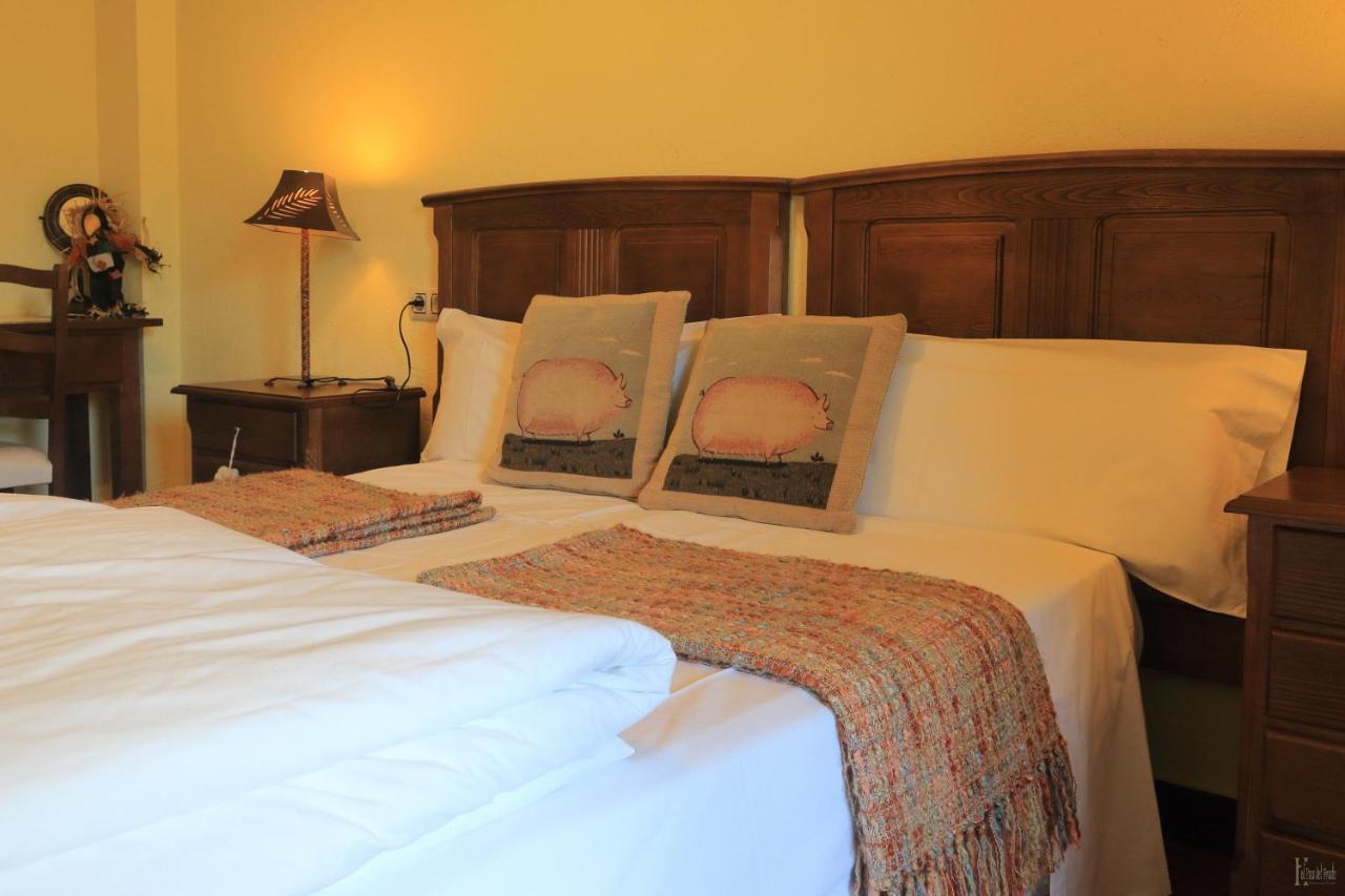 Hospederia El Pico Del Fraile Guest House Cobreros Bagian luar foto