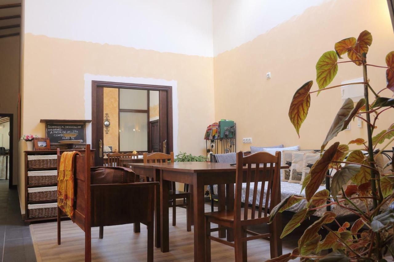 Hospederia El Pico Del Fraile Guest House Cobreros Bagian luar foto